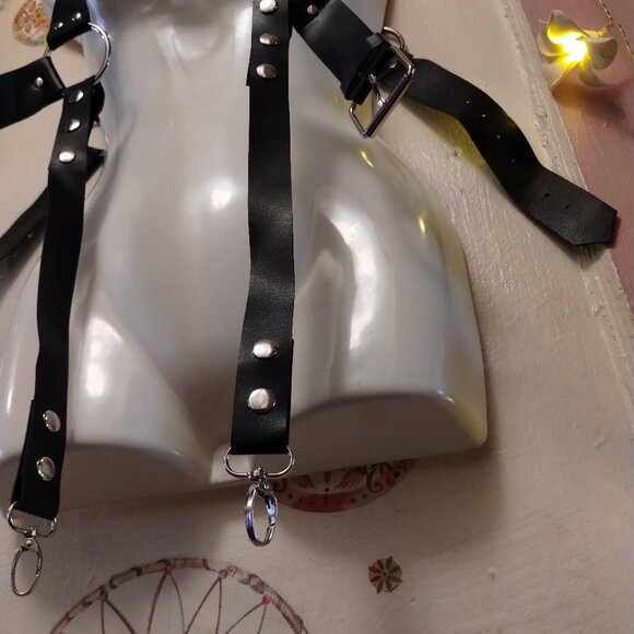 Faux Leather Bondage Strap Harness - Picture 2 of 6